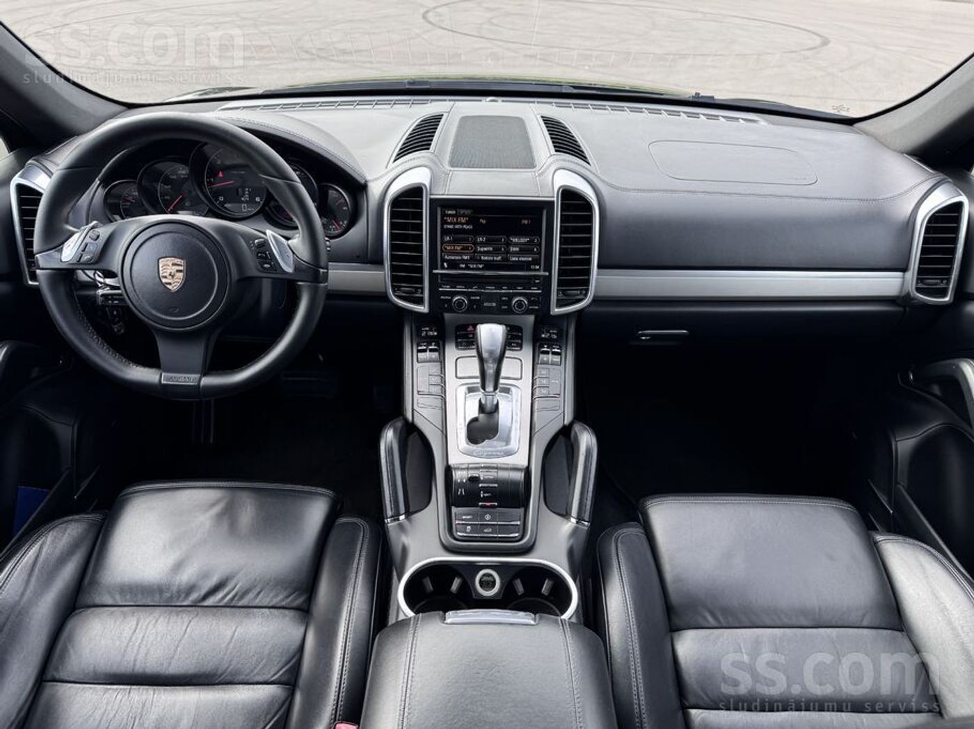 Porsche Cayenne 2012