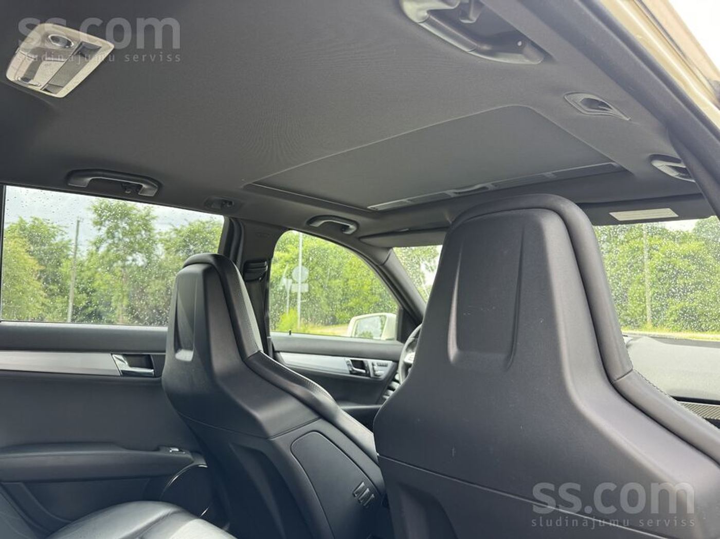 Mercedes-Benz C63 AMG 2009