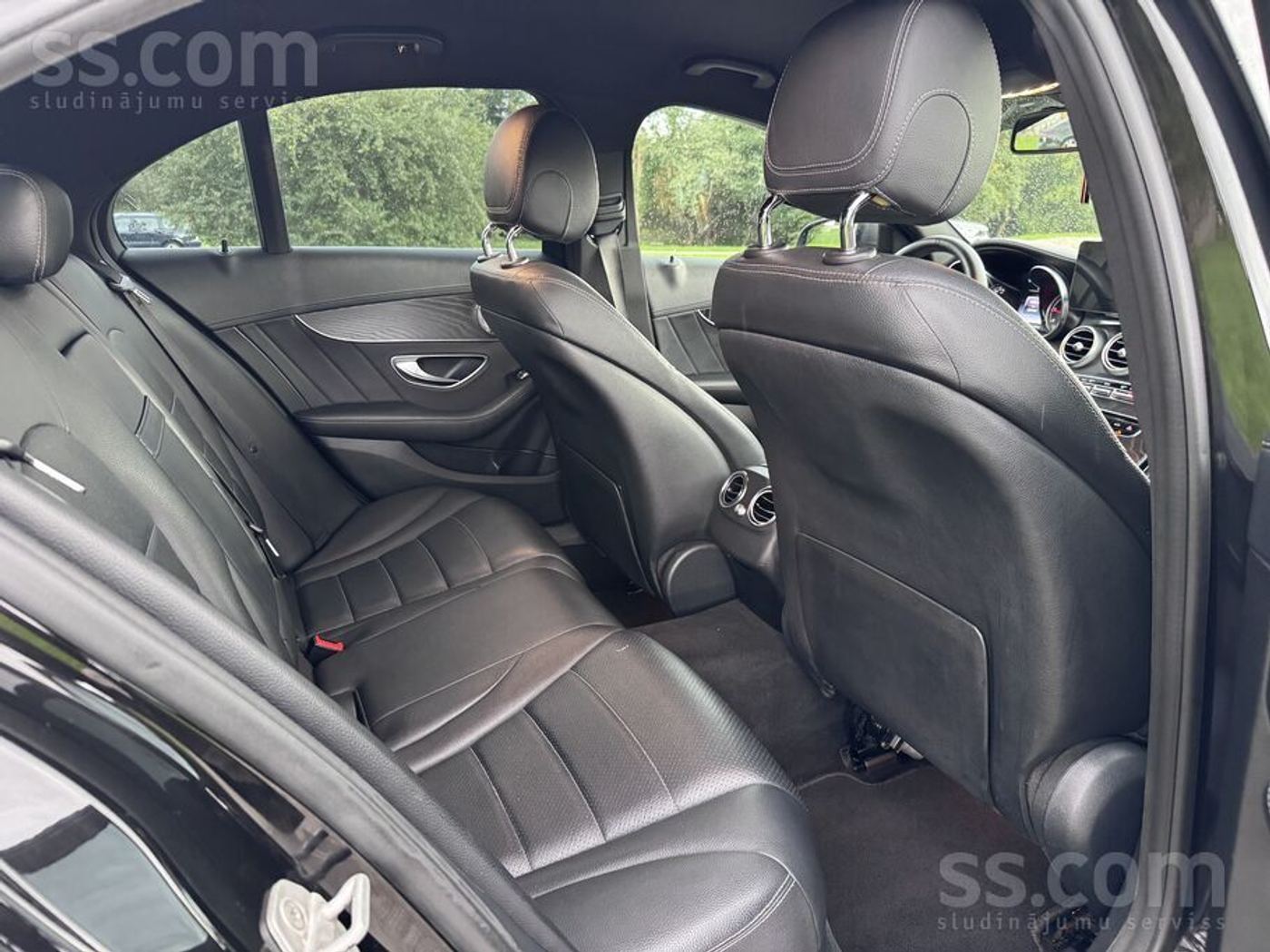 Mercedes-Benz C200 2015