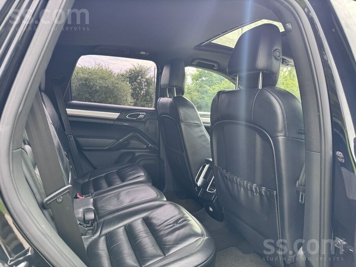 Porsche Cayenne 2012