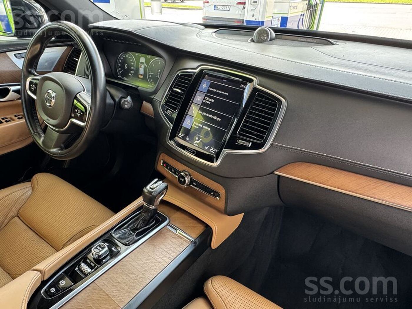 Volvo XC90 2015