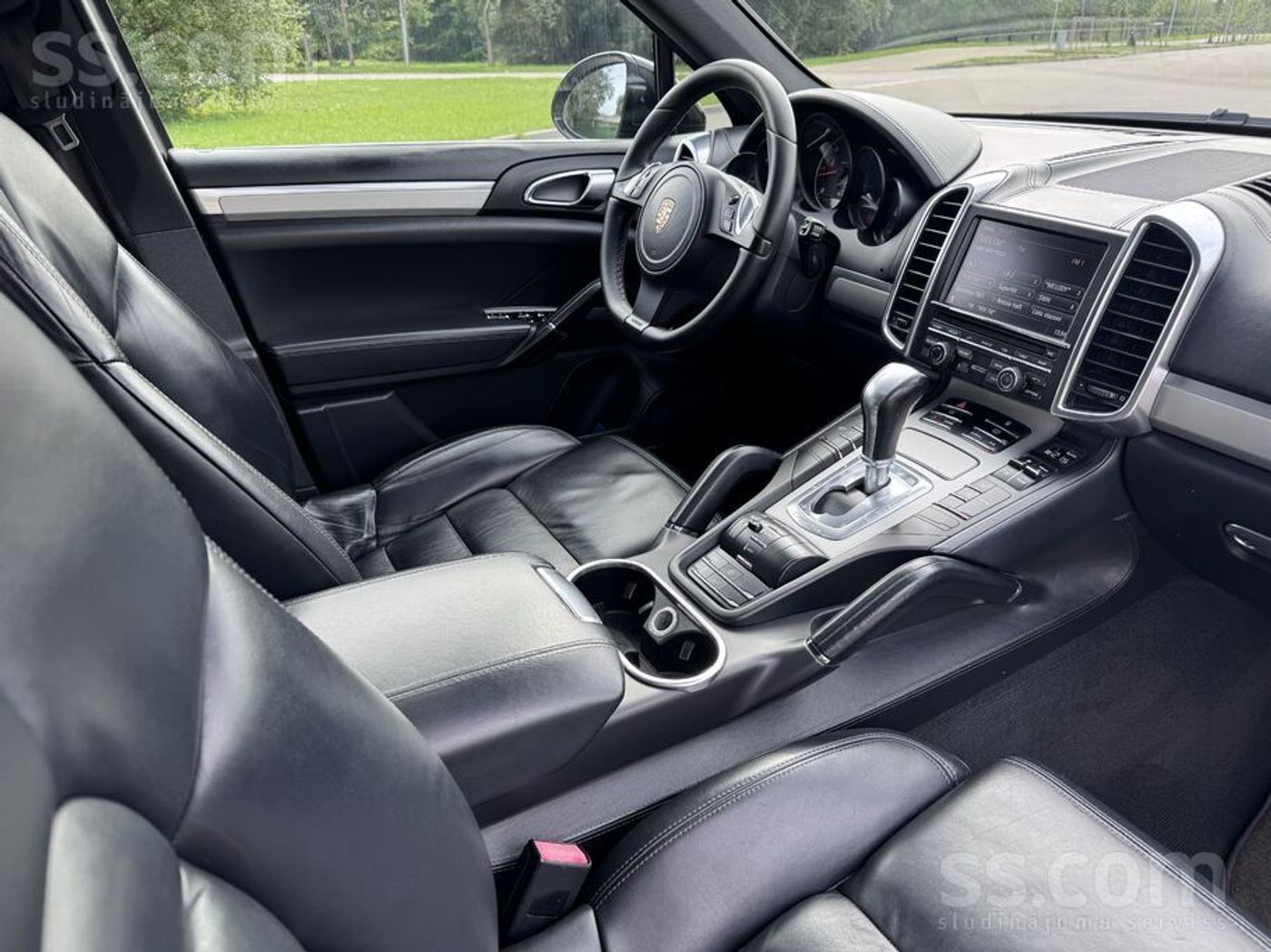 Porsche Cayenne 2012