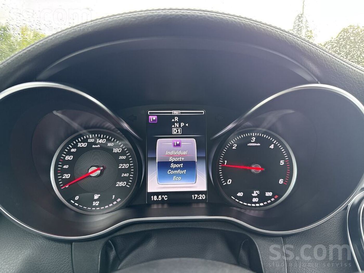 Mercedes-Benz C200 2015