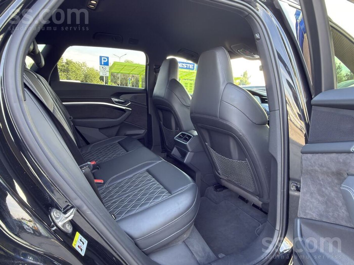Audi e-tron 2019