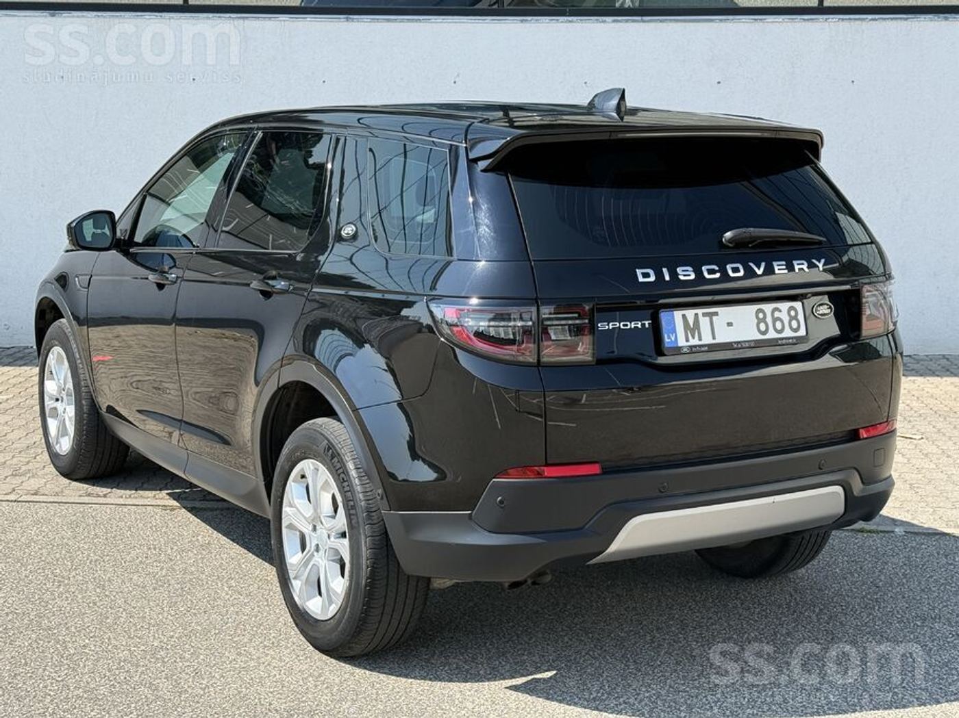 Land Rover Discovery Sport 2021