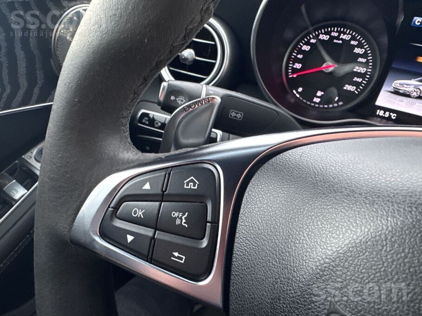 Mercedes-Benz C200 2015