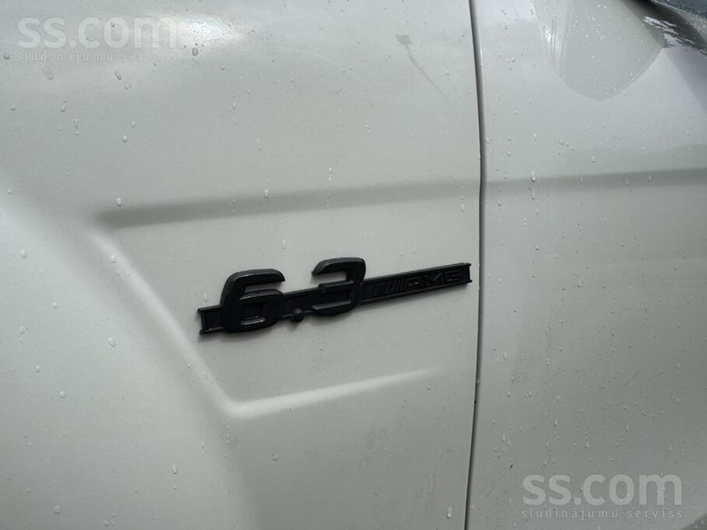 Mercedes-Benz C63 AMG 2009