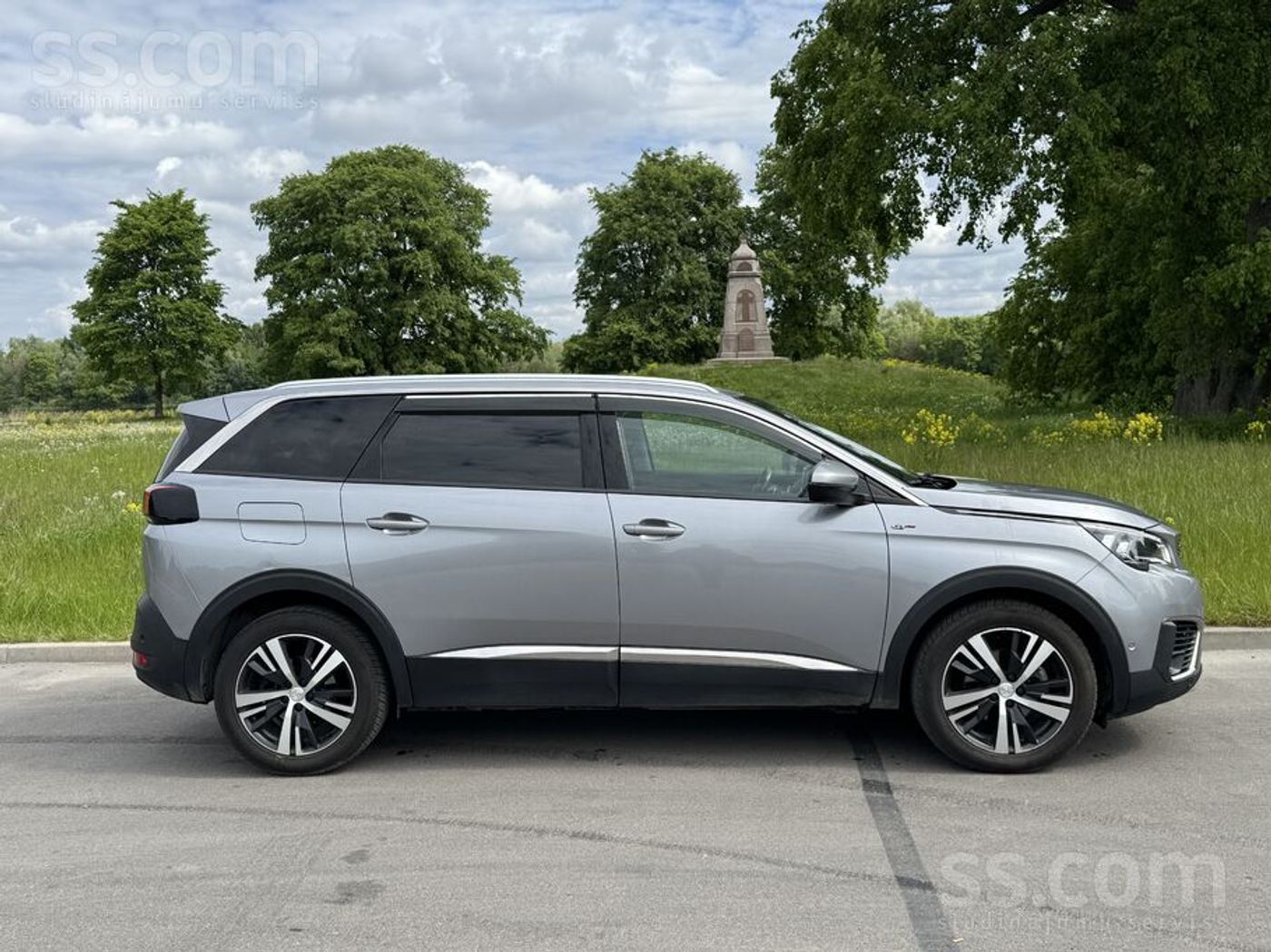Peugeot 5008 2019