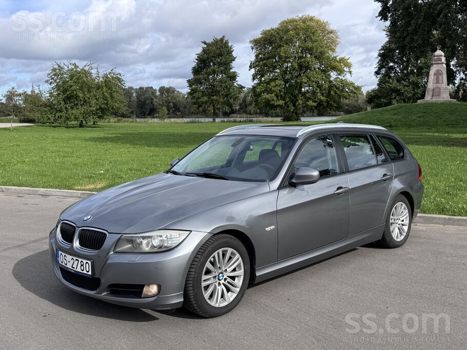 BMW 320 2011