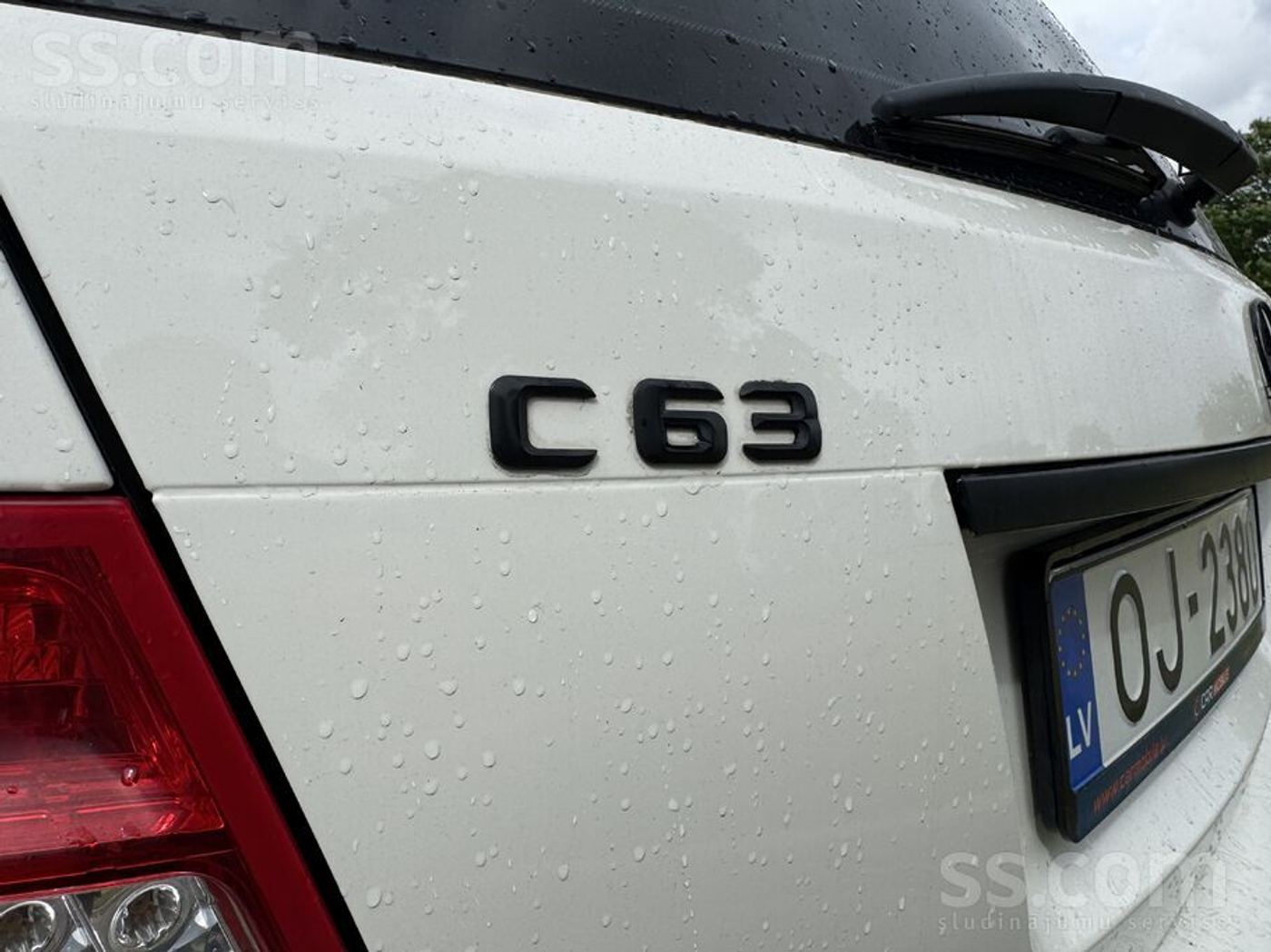 Mercedes-Benz C63 AMG 2009
