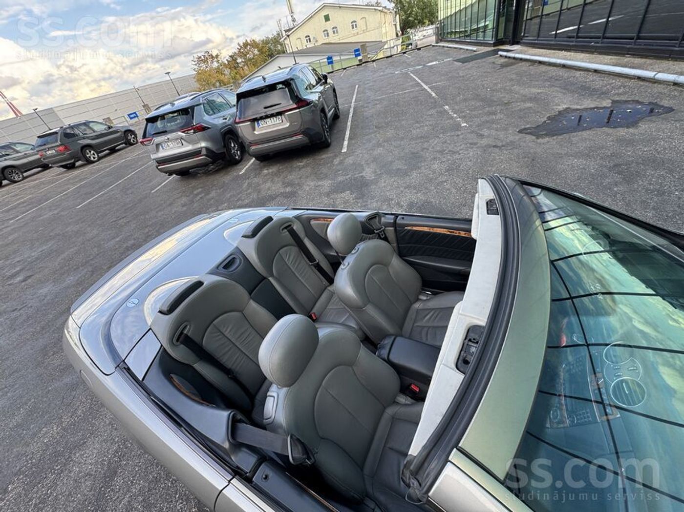 Mercedes-Benz CLK500 2005