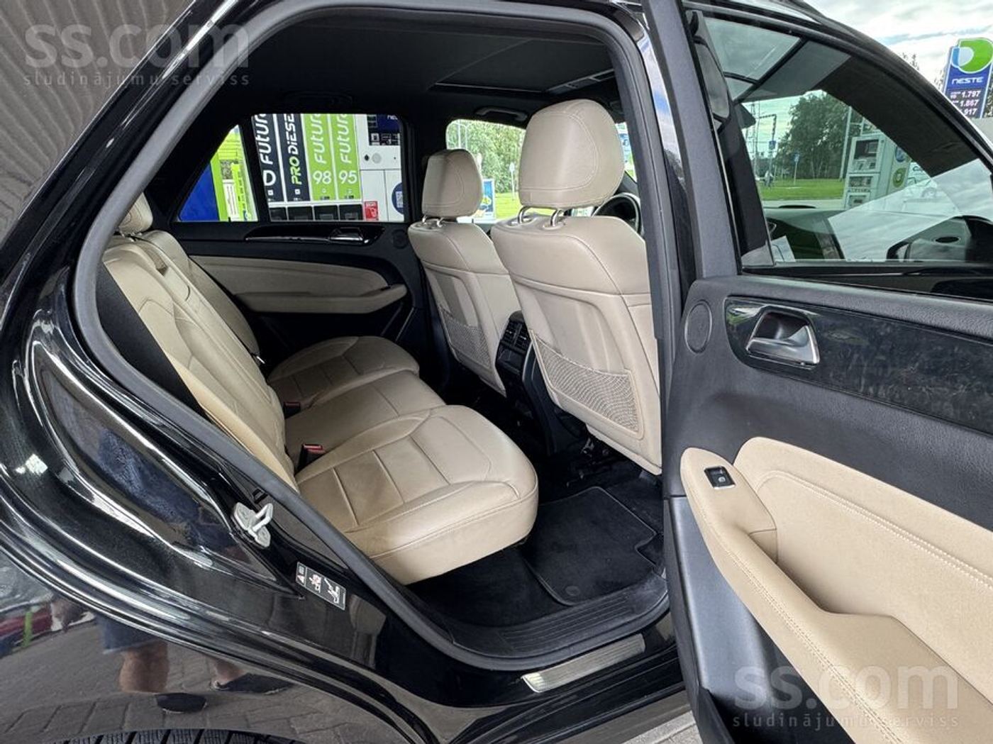 Mercedes-Benz ML350 2012