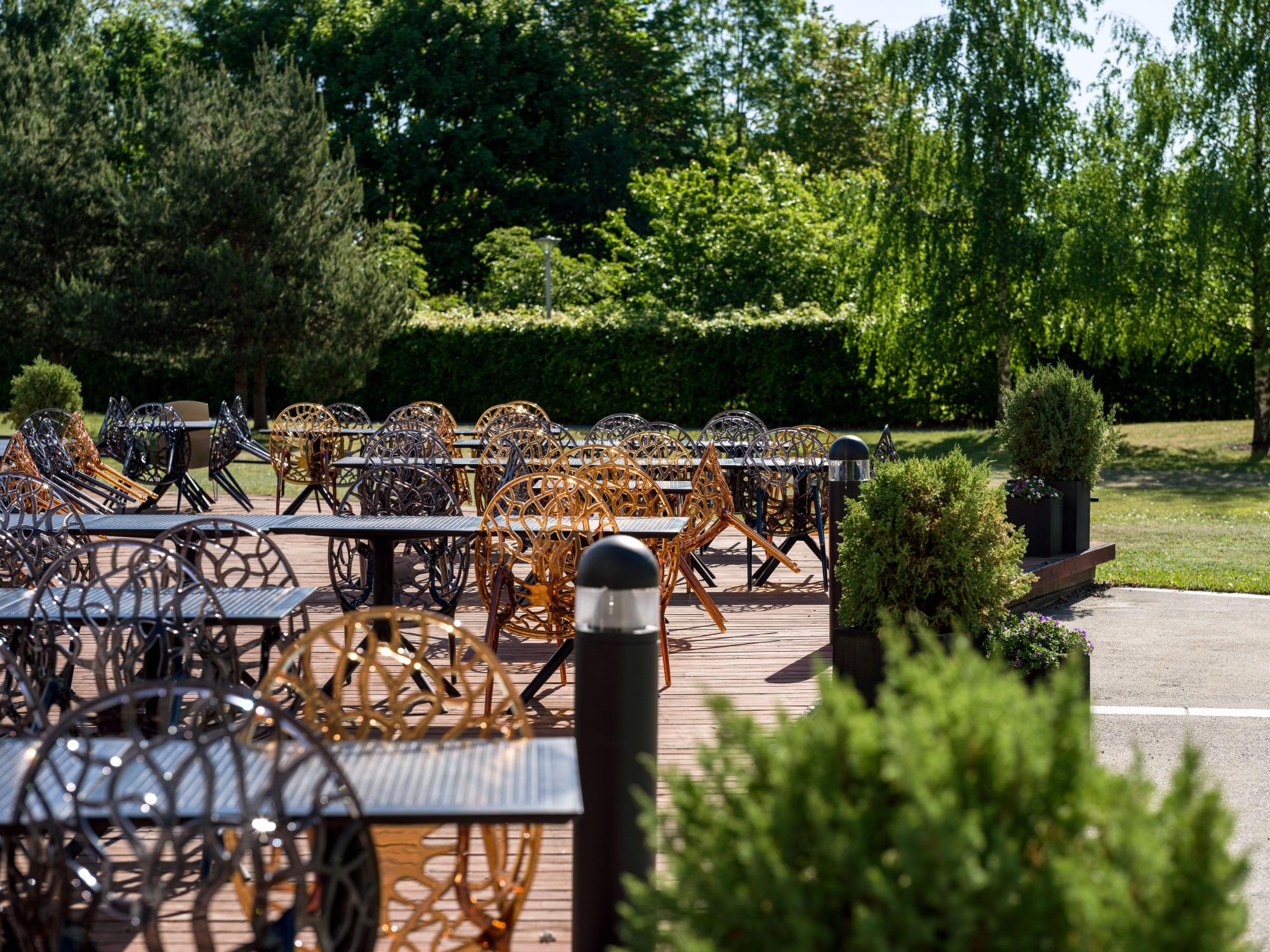 ba501b91e742a0a7fbf37a9472aeb29724544276-6000x4500