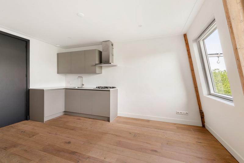 Rustenburgerstraat 403 4V*