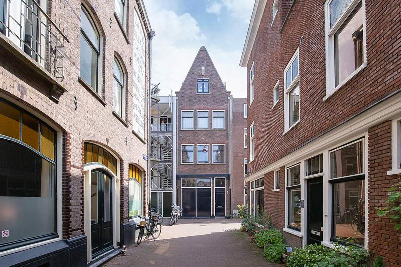 Madelievenstraat 9 *