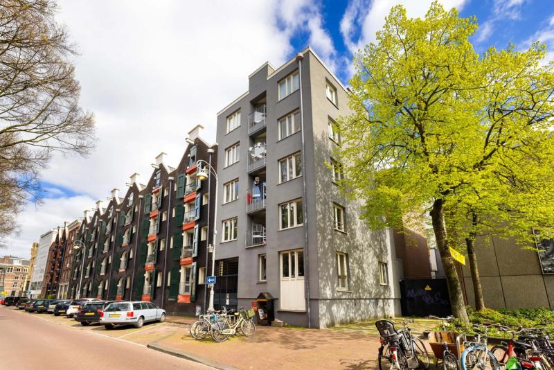 Nieuwe Uilenburgerstraat 15 A*