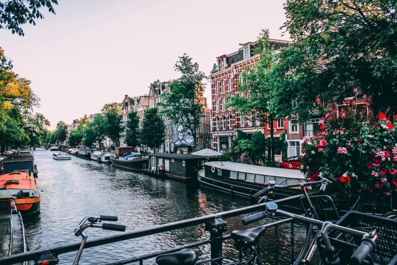 De woningmarkt voor miljoenenhuizen in Amsterdam in 2020
