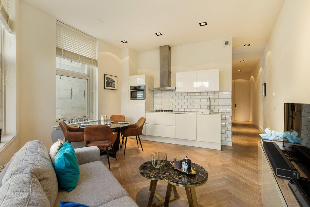 Nieuwezijds Voorburgwal 324 a(1)