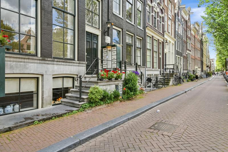 Oudezijds Voorburgwal 109 L*