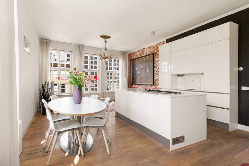 Oude Hoogstraat 2 3