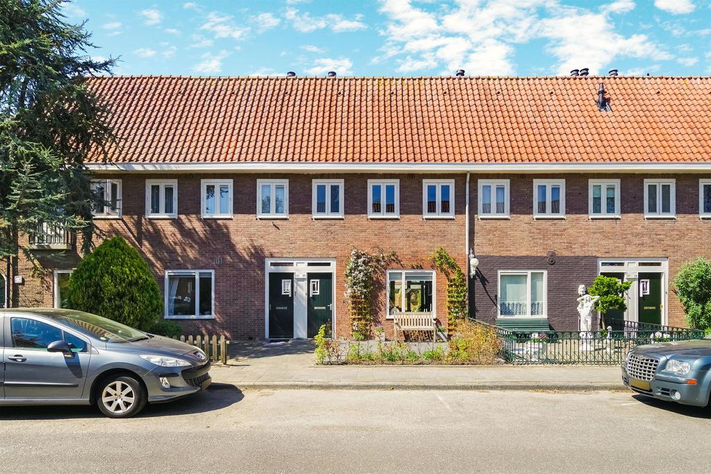 Zwaagstraat 25