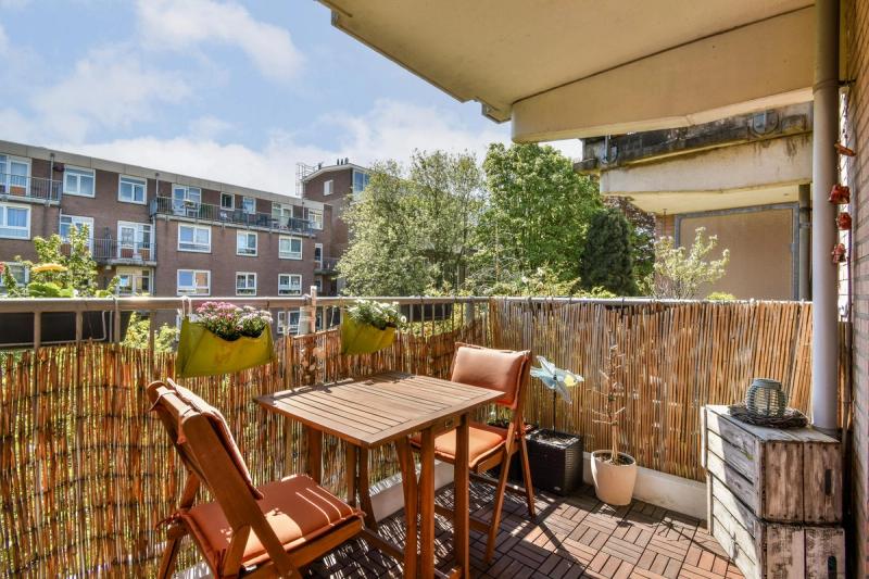 Mary Zeldenruststraat 76