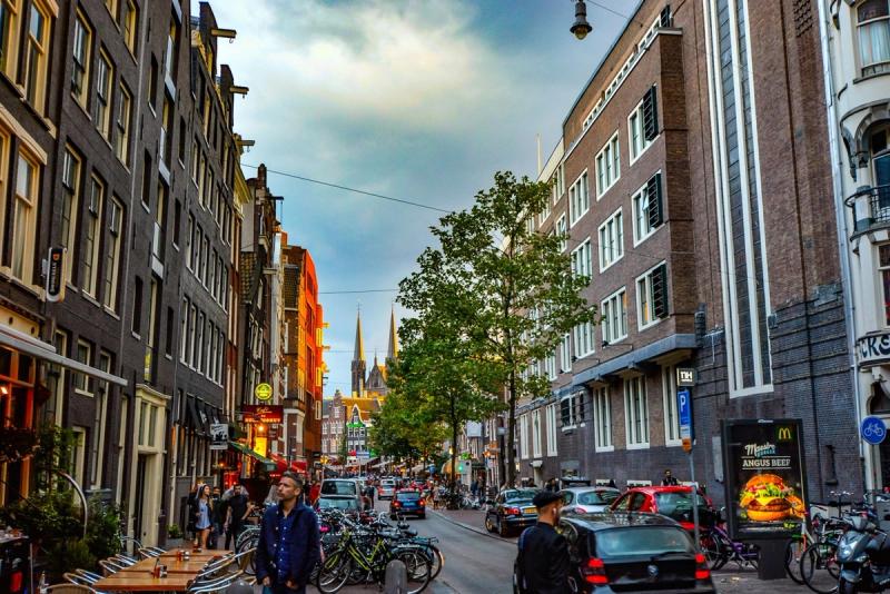 Huis kopen als expat in Amsterdam? Ontdek de unieke strategie van Amsterdam at Home Makelaars