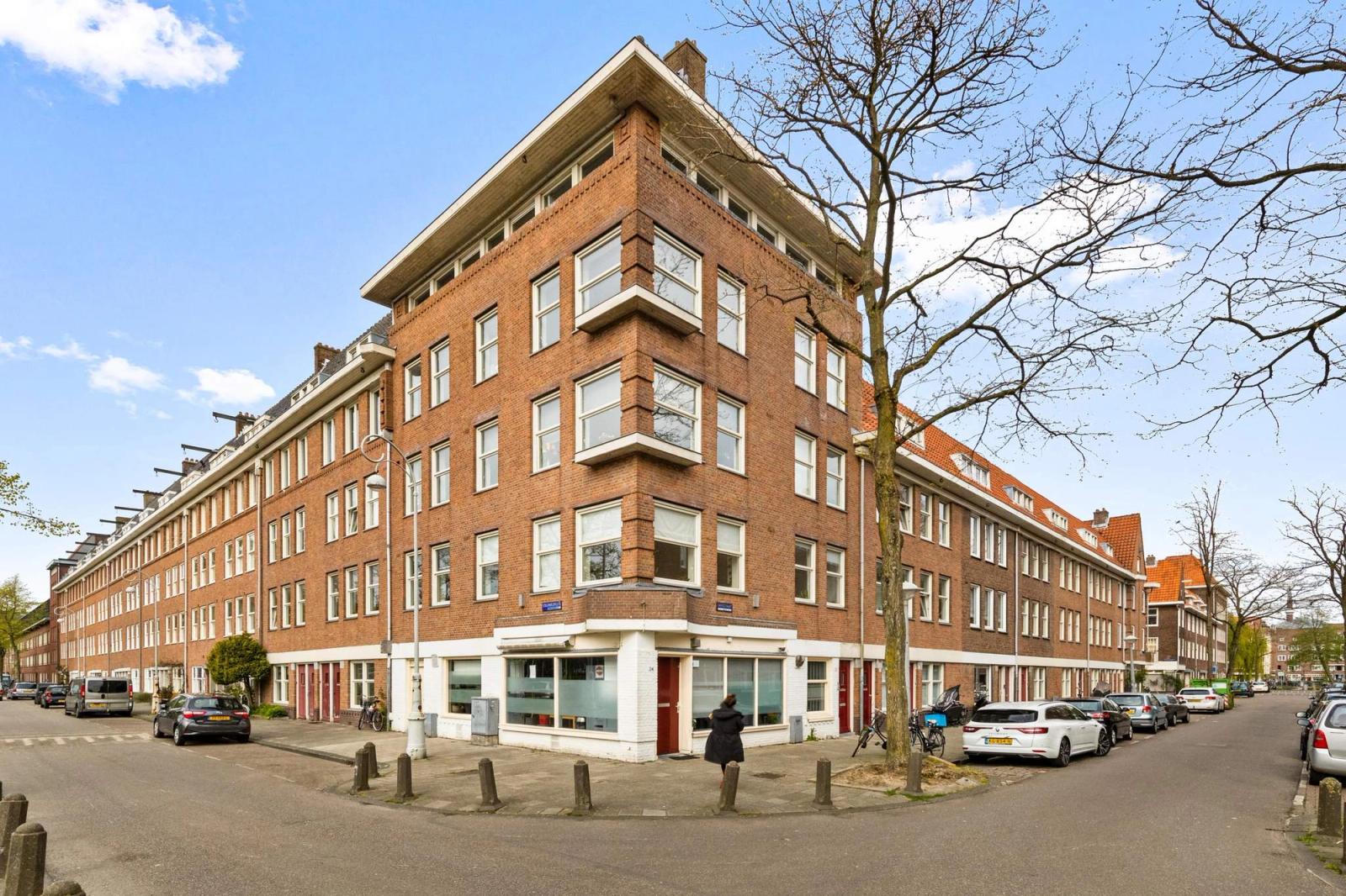 Davisstraat 28