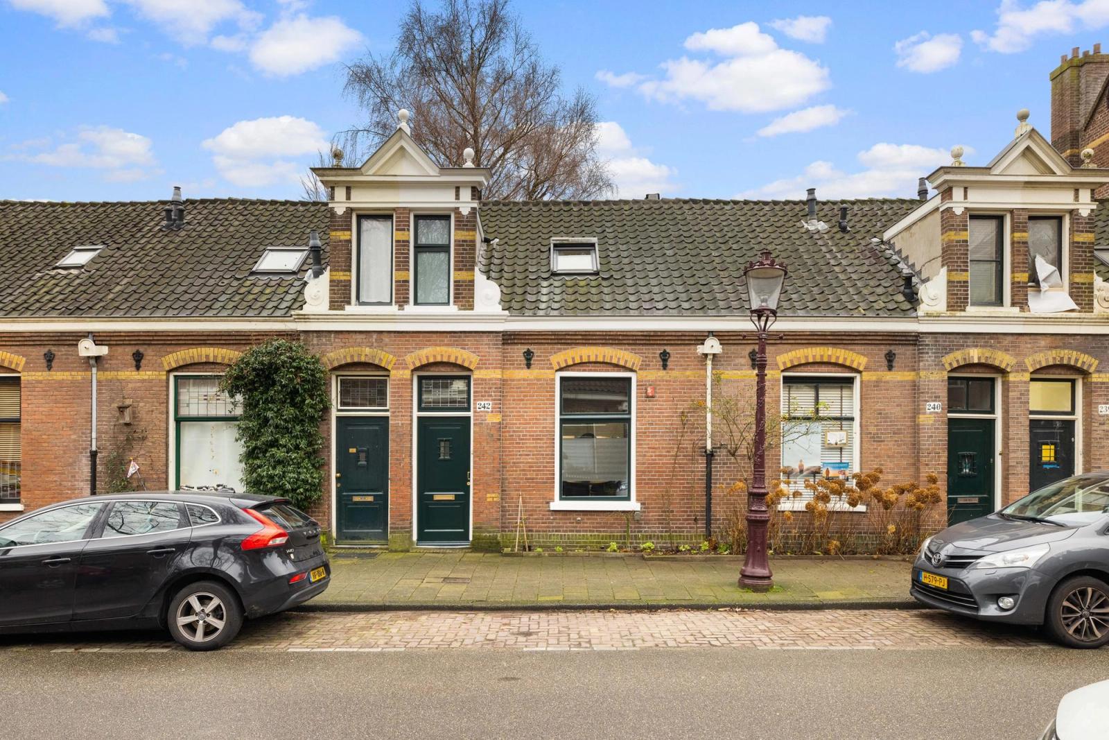Lutmastraat 242