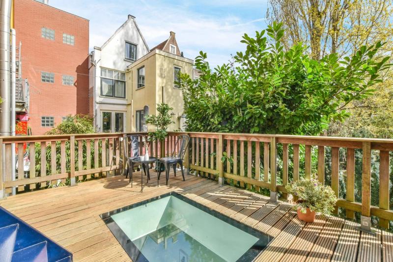 Madelievenstraat 9 *