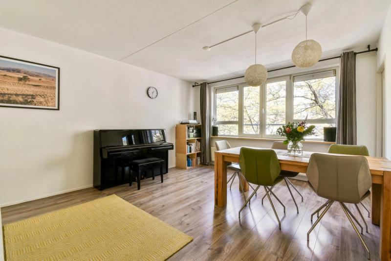 Mary Zeldenruststraat 76
