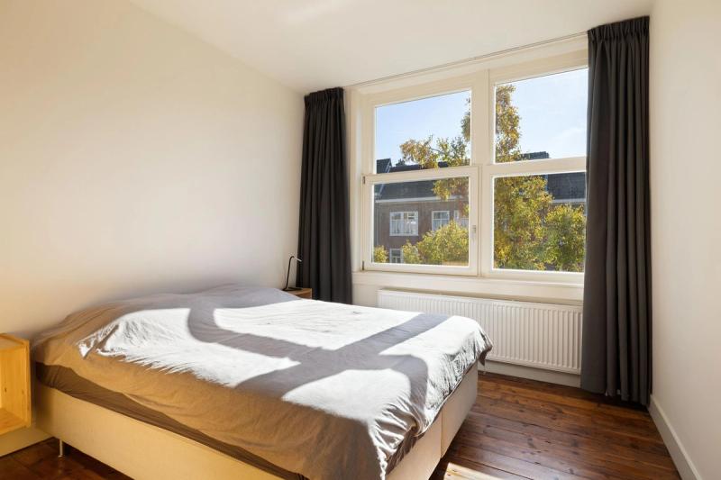 Bloys van Treslongstraat 24 2