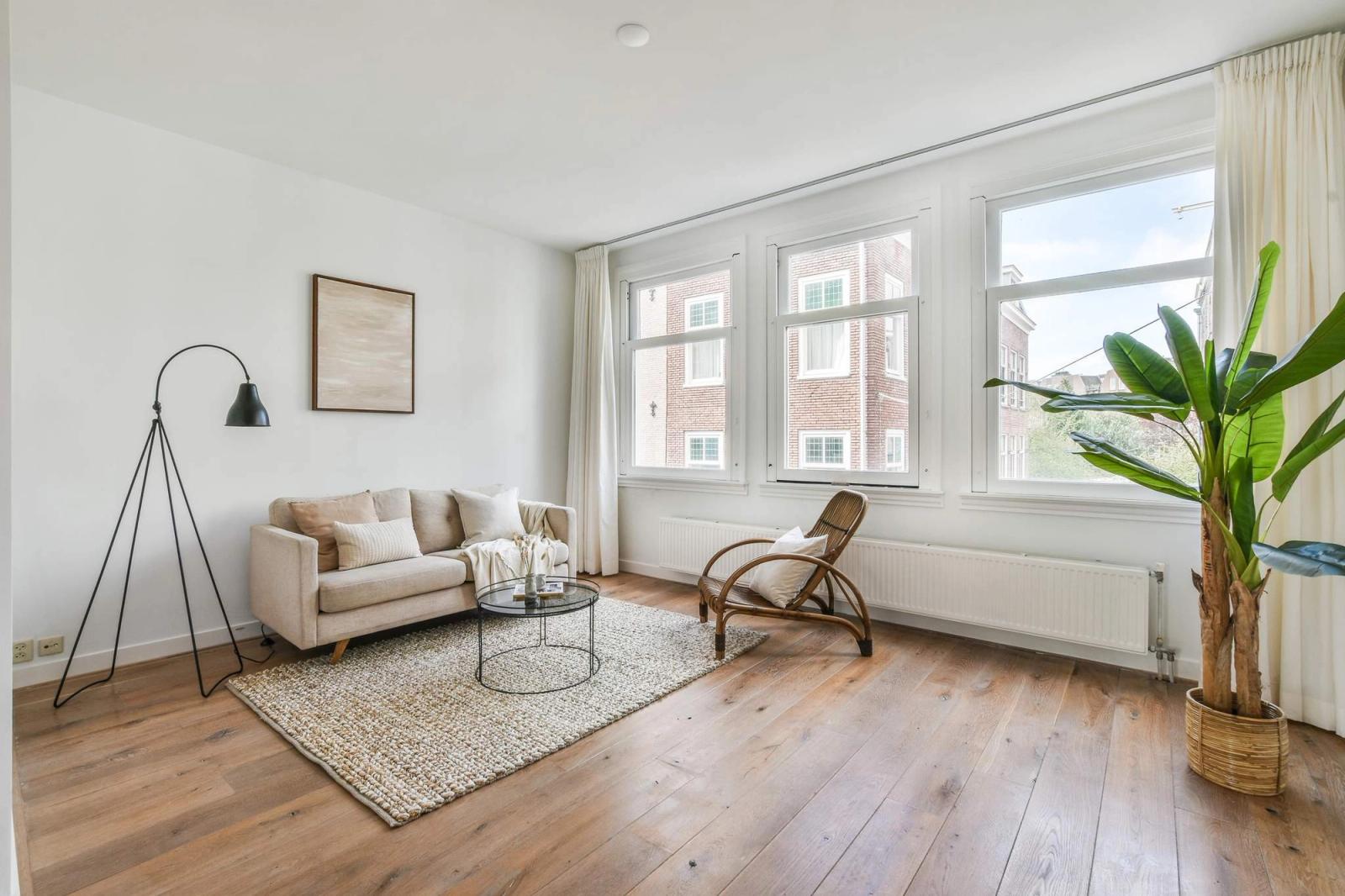 Madelievenstraat 9 *