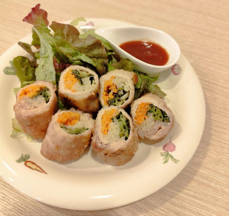 豚肉の三色巻き