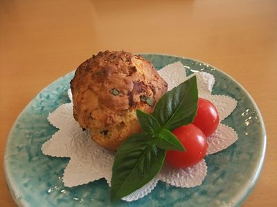 トマトとバジル
