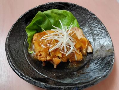 鶏肉の梅ソース煮