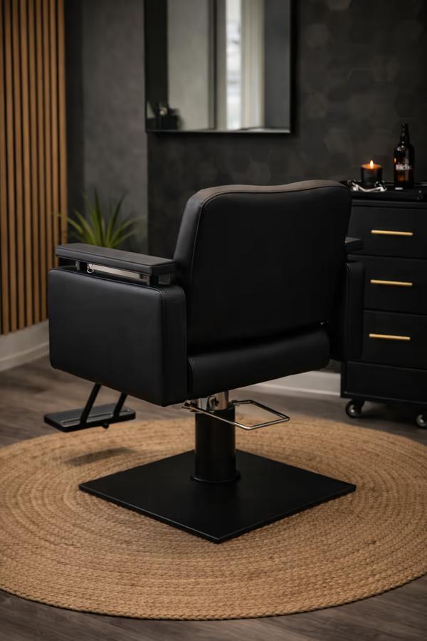 Micro Locs Studio Interior