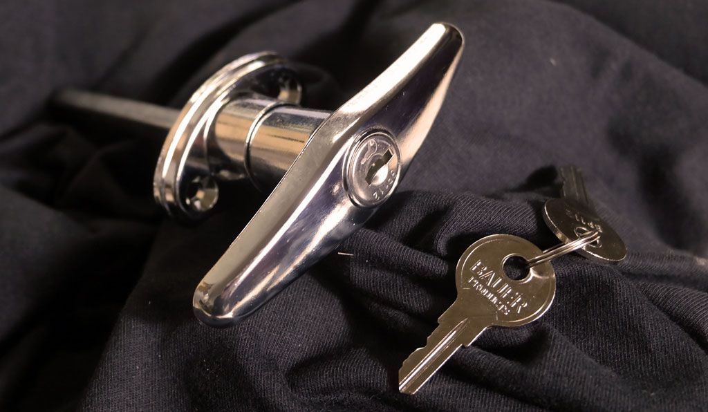 360° Locking T-Handle