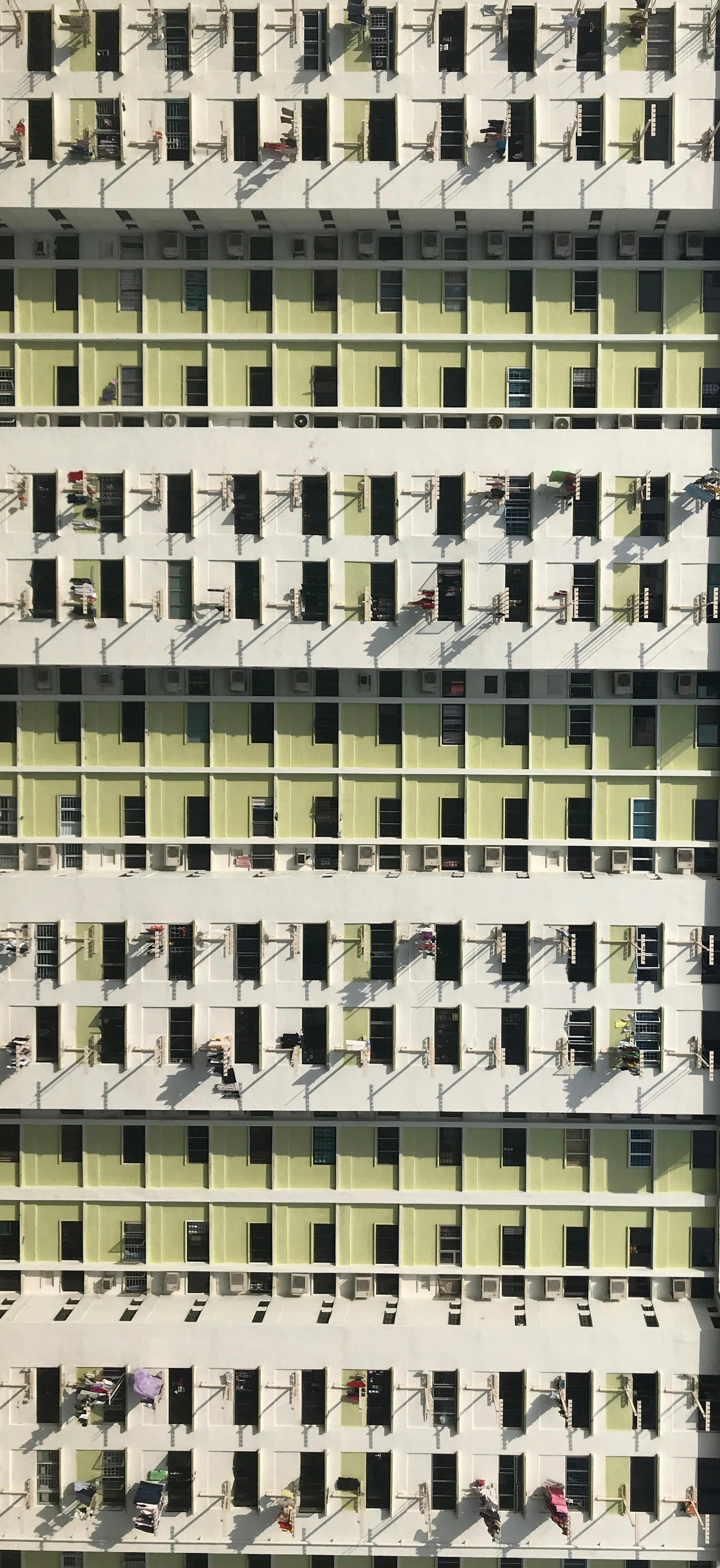 简约风格的高楼窗户