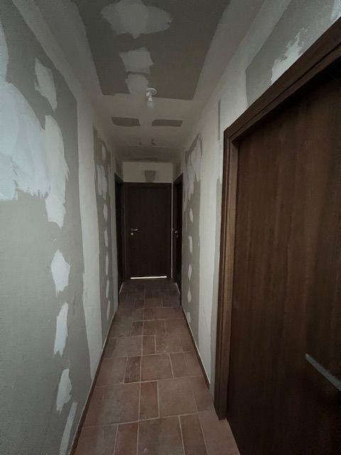 Maison contemporaine à toit quatre pans, Péron (01), pendant les travaux : photo 6 sur 10