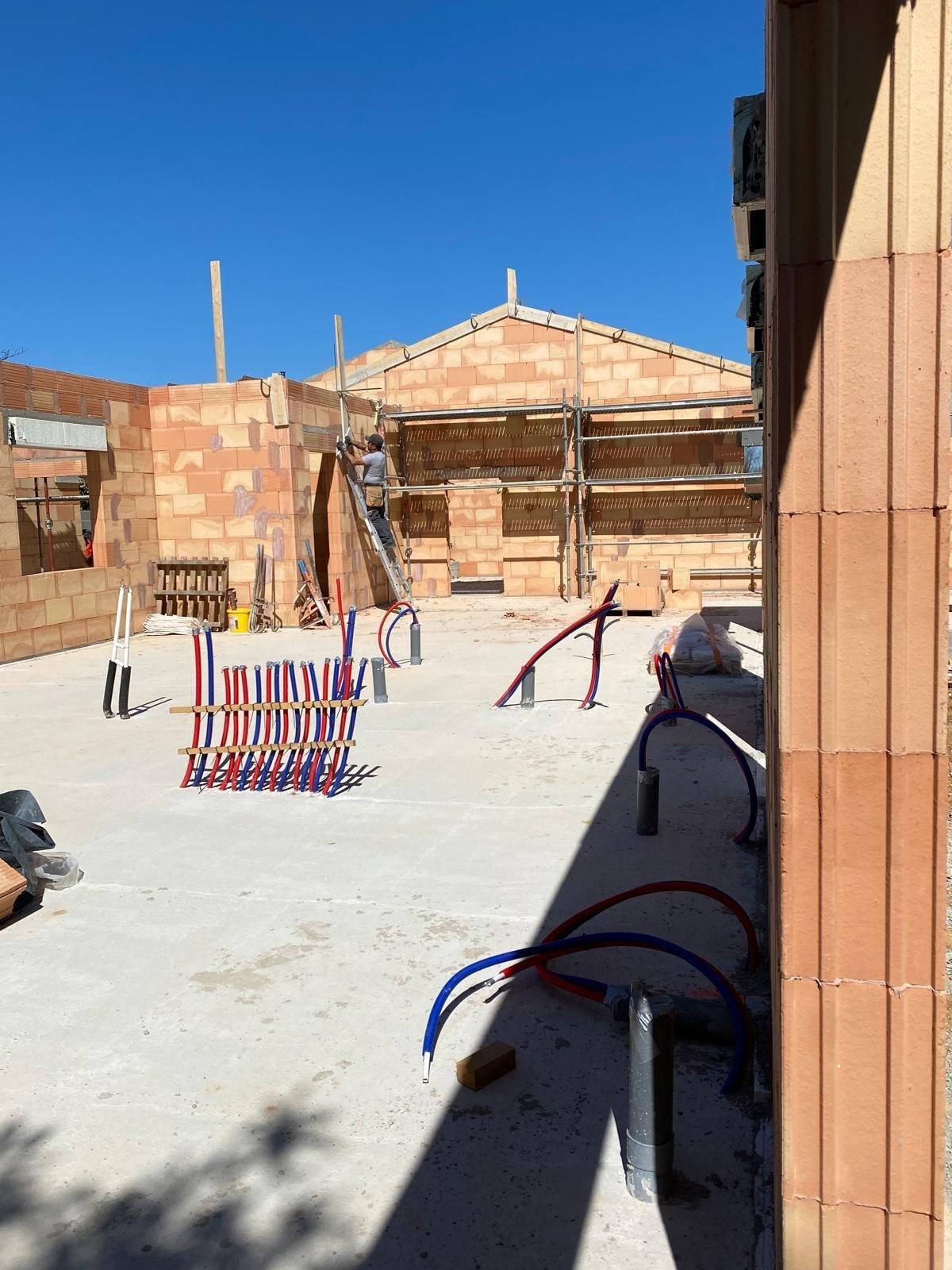 Maçonnerie d’une maison en brique thermique à Mâcon (71) : photo 2 sur 6