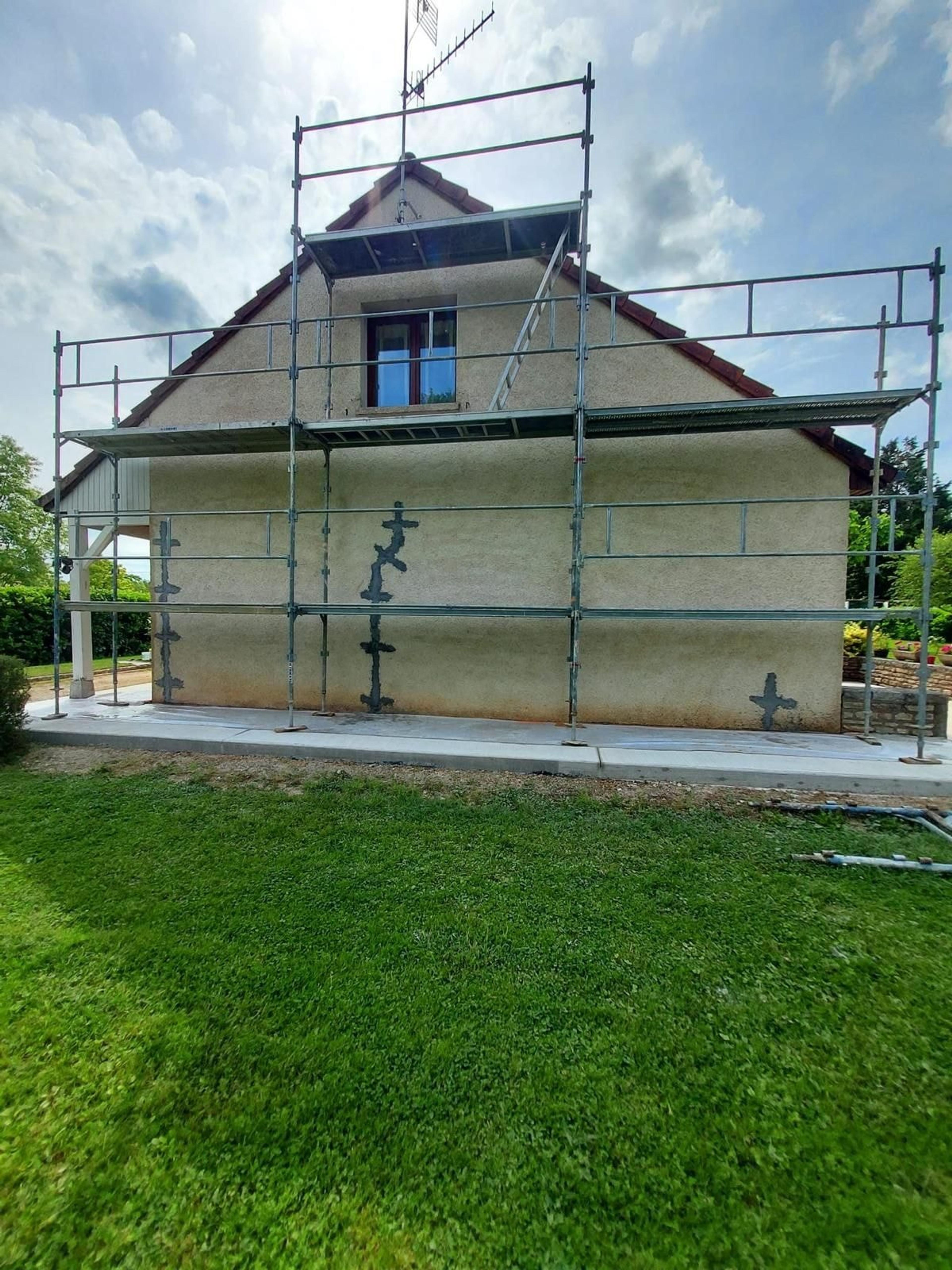 Reprise en sous-œuvre et isolation par l’extérieur à Messey-sur-Grosne (71) : photo 3 sur 6