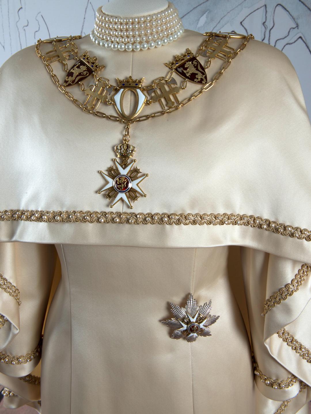 the-decorations-of-queen-sonja