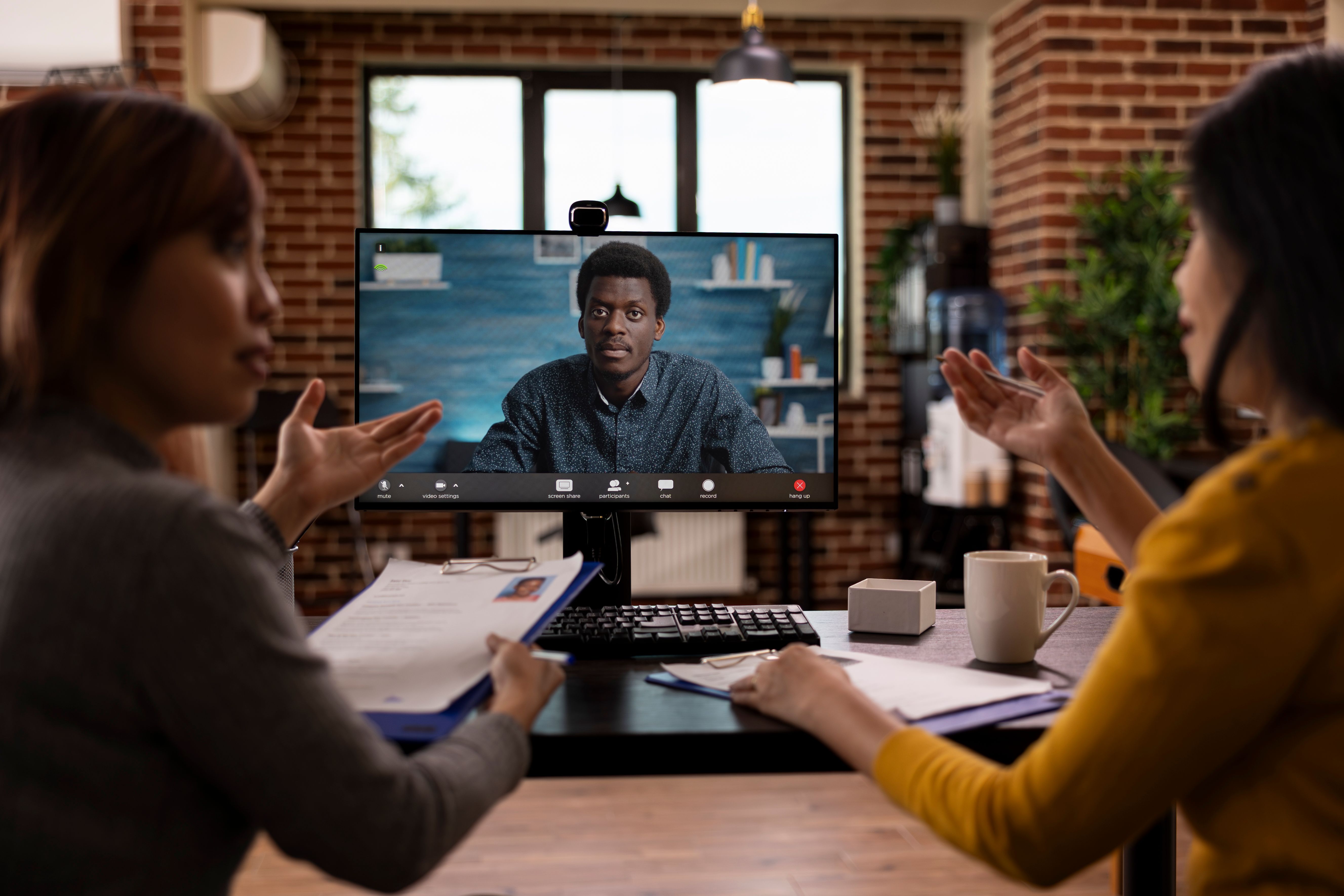 how to build a strong and long-term relationship with client