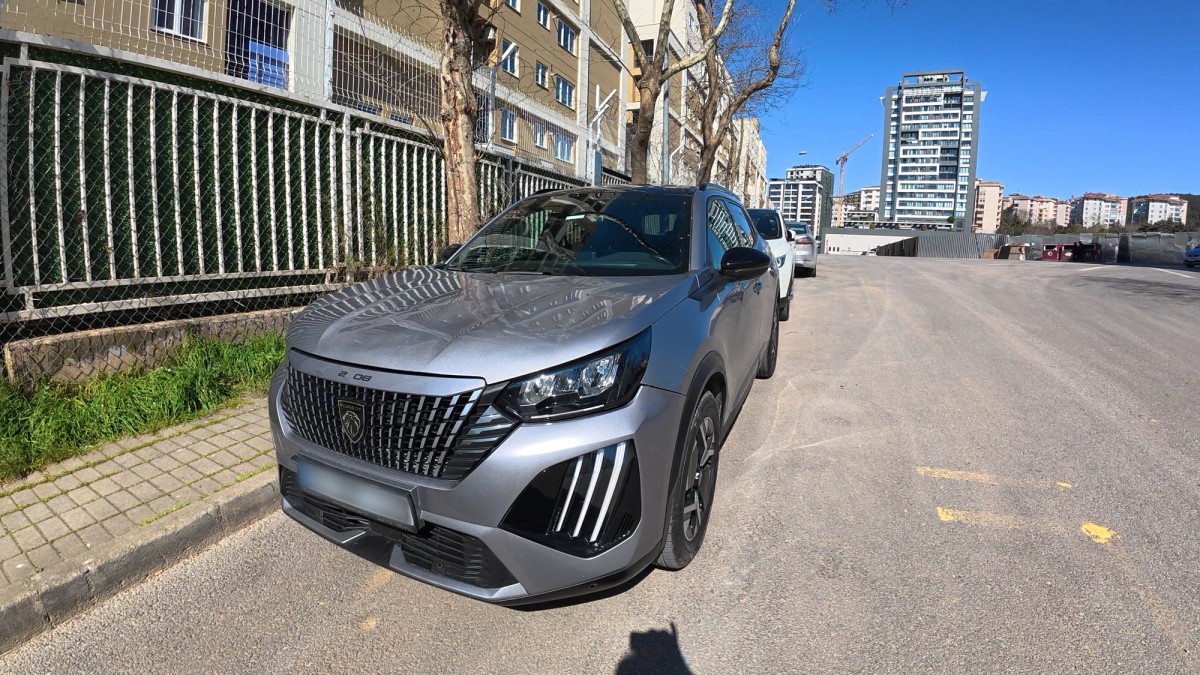 Peugeot 2008 1.5 Bluehdi - drivisual tv