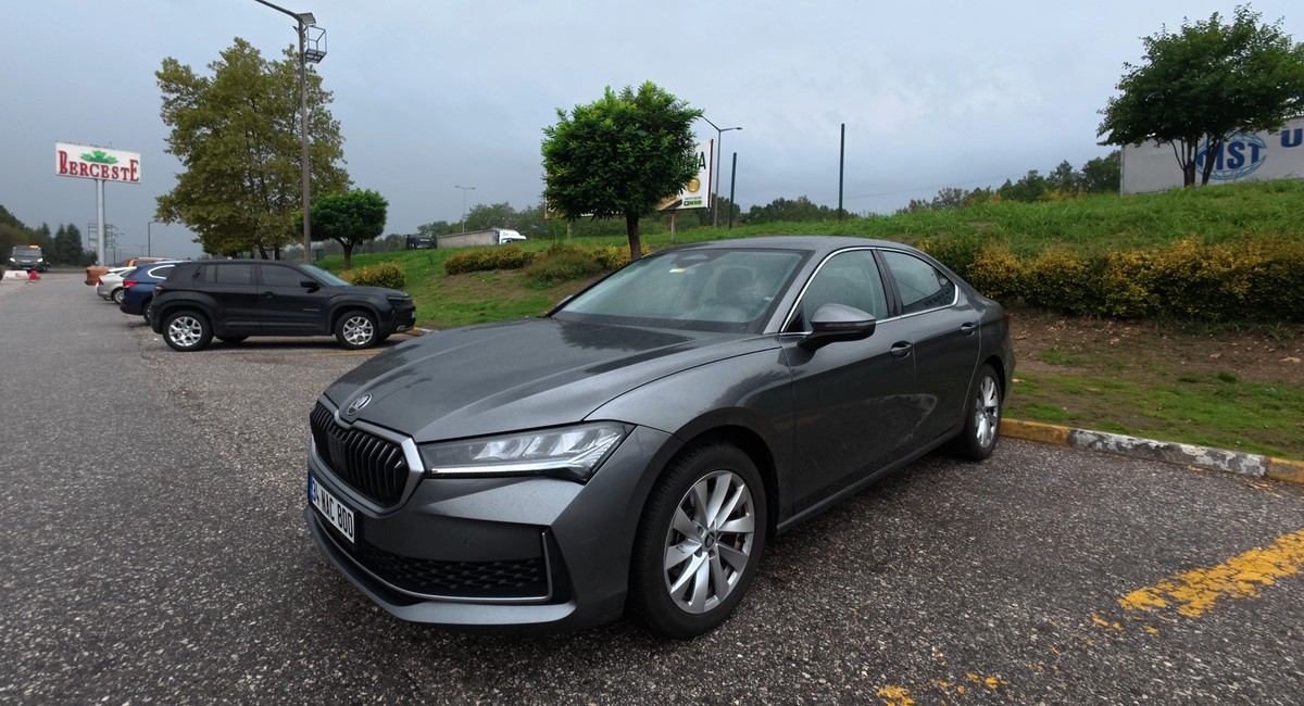 2025 Skoda Superb Review: Must-Read Before You Buy!