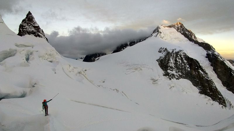 Trawers Bellavista – Crast’ Aguzza, tamtejszy Mnich, i Piz Bernina