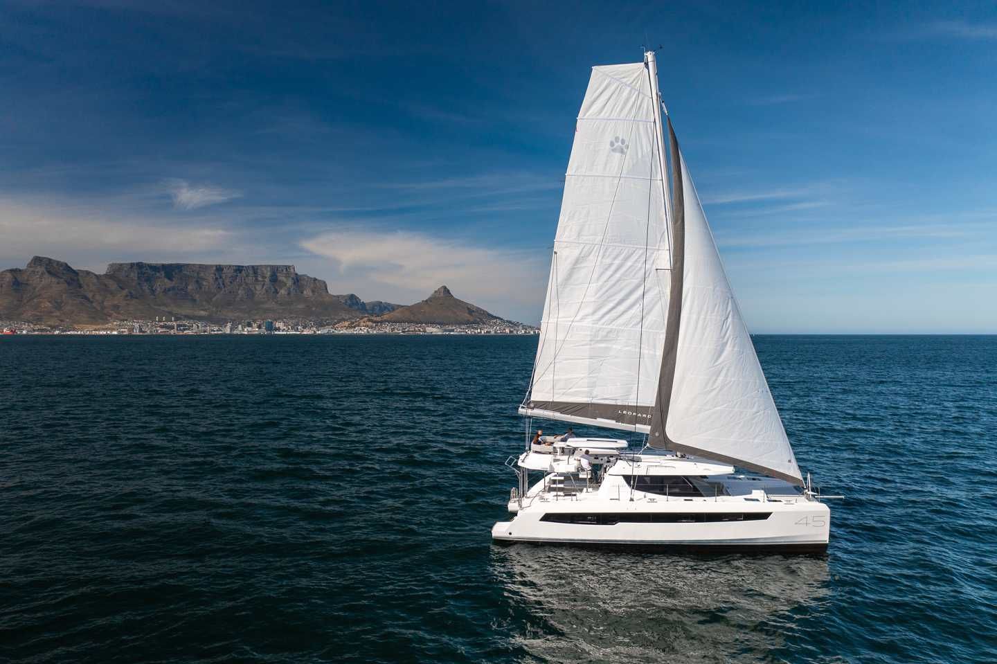 2017 Robertson and Caine Leopard 45