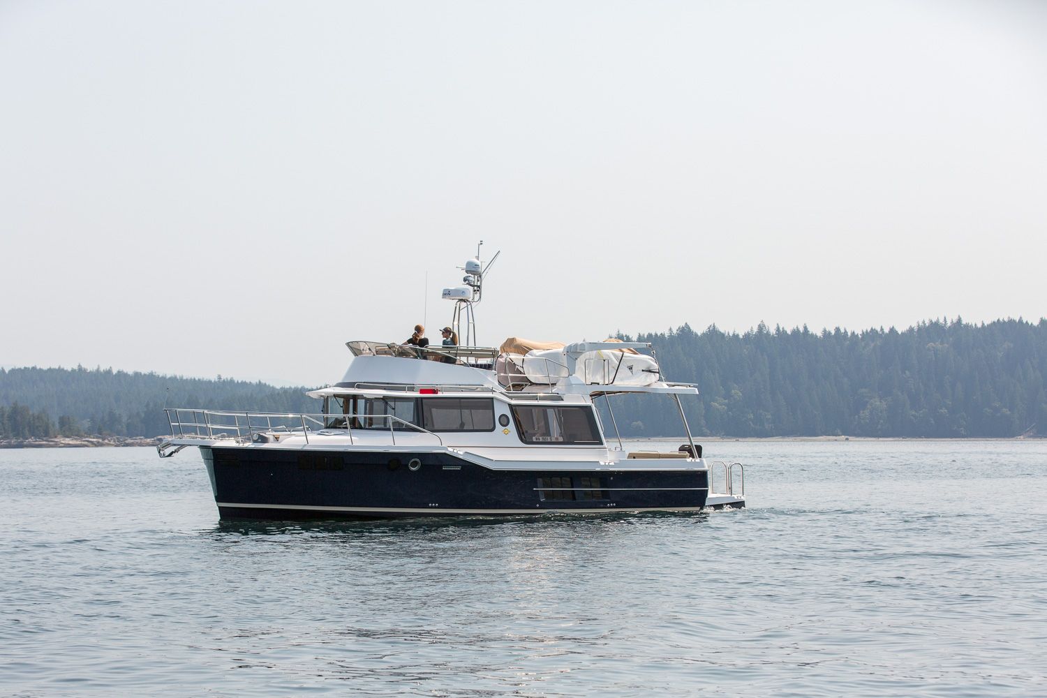 2022 Ranger Tugs R-43 Command Bridge