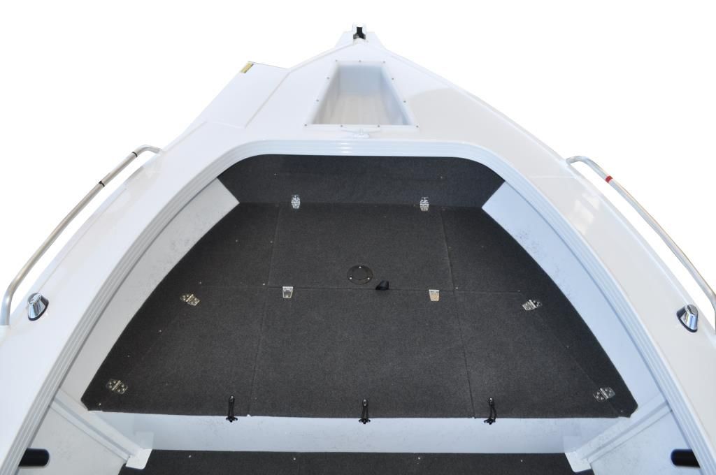 2022 Quintrex  460 Renegade Center Console